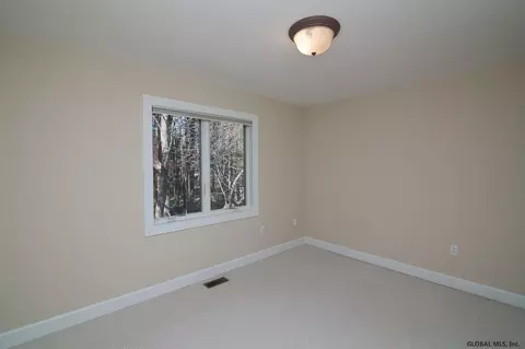 27 Pepper Ln, Saratoga Springs, NY 12866 photo 19