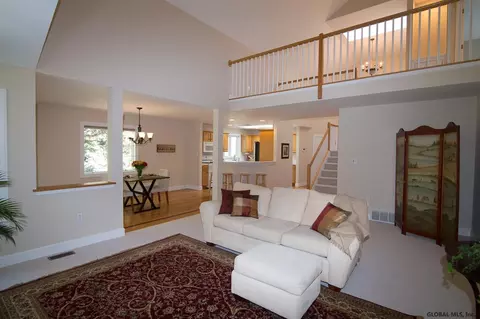 27 Pepper Ln, Saratoga Springs, NY 12866 photo 3