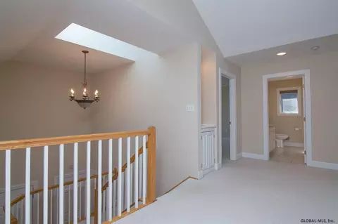 27 Pepper Ln, Saratoga Springs, NY 12866 photo 17