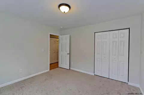 58 Elsmere Ave, Delmar, NY 12054 photo 23