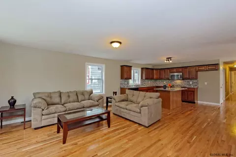 58 Elsmere Ave, Delmar, NY 12054 photo 4