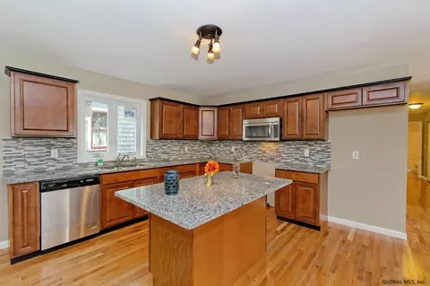 58 Elsmere Ave, Delmar, NY 12054 photo 8