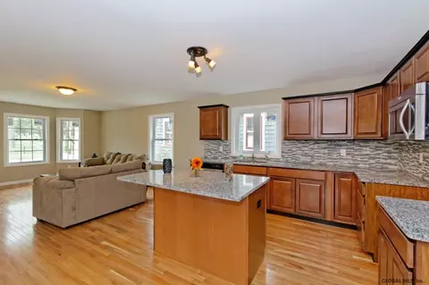 58 Elsmere Ave, Delmar, NY 12054 photo 10