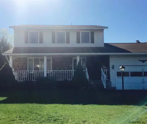 102 Peyton Rd, Schenectady, NY 12303 photo 2