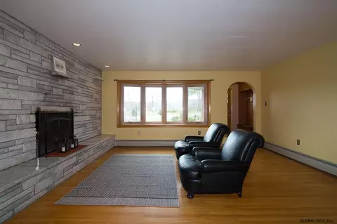 263 Bullock Rd, Slingerlands, NY 12159 photo 6