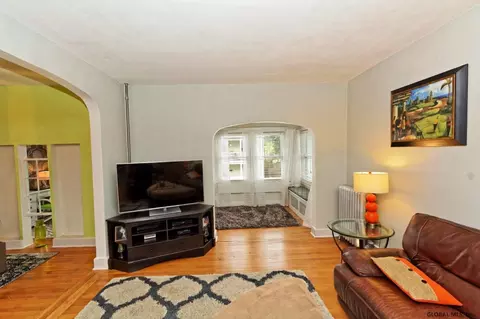 8 Desson Ave, Troy, NY 12180 photo 22