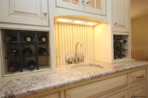 93 Winne Rd, Delmar, NY 12054 photo 9