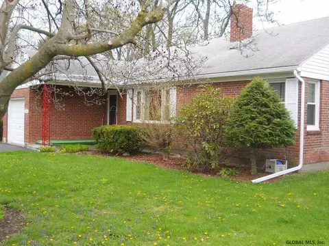1301 Sumner Ave, Schenectady, NY 12309 photo 22