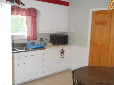 1301 Sumner Ave, Schenectady, NY 12309 photo 13