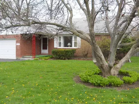 1301 Sumner Ave, Schenectady, NY 12309 photo 24