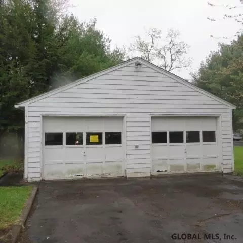 31 Winne Pl, Glenmont, NY 12077 photo 9