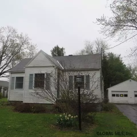 31 Winne Pl, Glenmont, NY 12077 photo 1