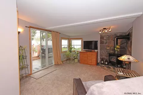 1125 Outer Dr, Schenectady, NY 12303 photo 5