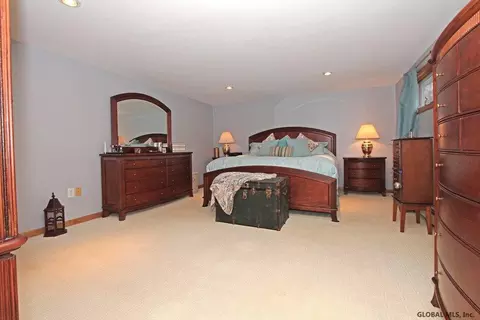 1125 Outer Dr, Schenectady, NY 12303 photo 17
