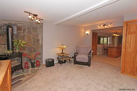1125 Outer Dr, Schenectady, NY 12303 photo 7