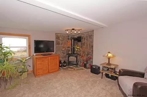 1125 Outer Dr, Schenectady, NY 12303 photo 6