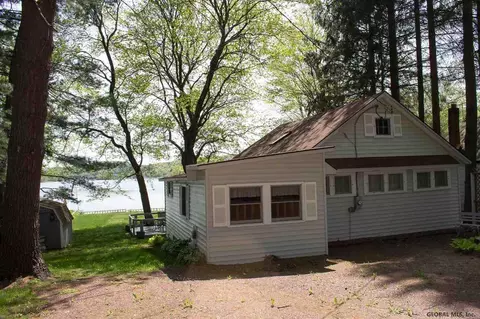2449 Seneca Trl, Argyle, NY 12809 photo 3