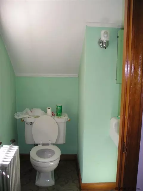 306 Rosa Rd, Schenectady, NY 12308 photo 9