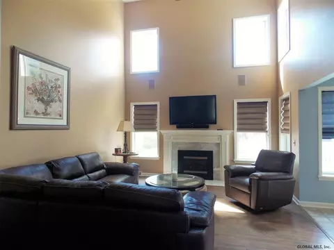 208 Falsetto Ct, Ballston Spa, NY 12020 photo 9