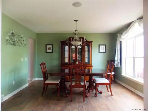 208 Falsetto Ct, Ballston Spa, NY 12020 photo 7