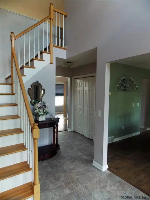 208 Falsetto Ct, Ballston Spa, NY 12020 photo 8