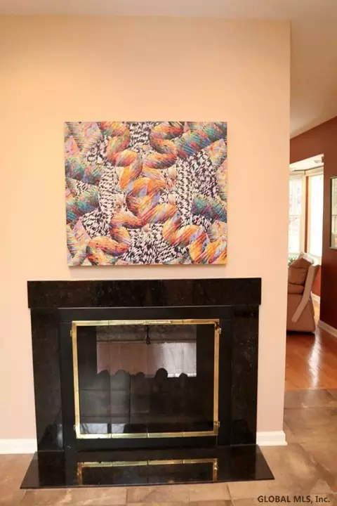 6 Ruxton Rd, Delmar, NY 12054 photo 5
