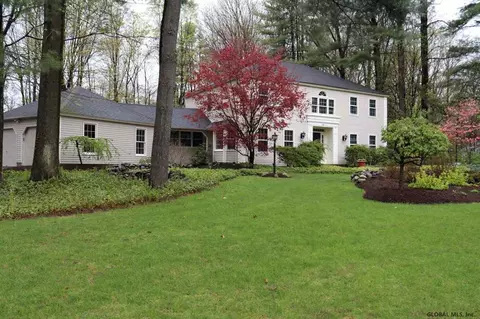 6 Ruxton Rd, Delmar, NY 12054 photo 1