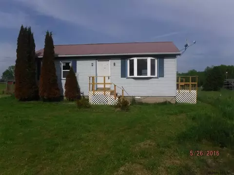 110 Pleasant Valley Rd, Argyle, NY 12809 photo 1