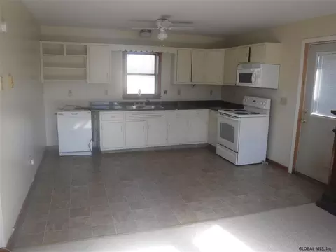 110 Pleasant Valley Rd, Argyle, NY 12809 photo 8