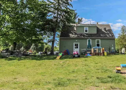 453 County Line Rd, Schenectady, NY 12306 photo 18
