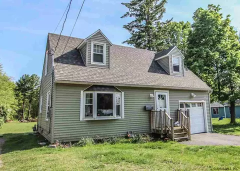 453 County Line Rd, Schenectady, NY 12306 photo 2