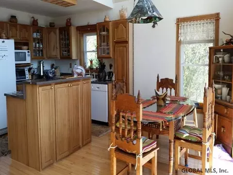 604 N Shore Rd, Gloversville, NY 12078 photo 10