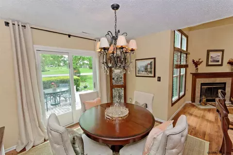 25 Generals Way, Halfmoon, NY 12065 photo 8