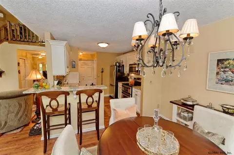 25 Generals Way, Halfmoon, NY 12065 photo 9