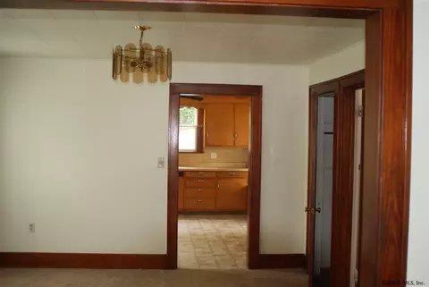 2175 Tower Ave, Schenectady, NY 12304 photo 8