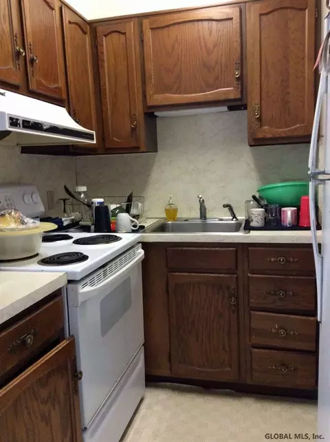 743-745 Mcclellan St, Schenectady, NY 12304 photo 9