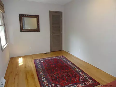 22 Tamarack Dr, Delmar, NY 12054 photo 10