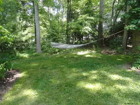 22 Tamarack Dr, Delmar, NY 12054 photo 21