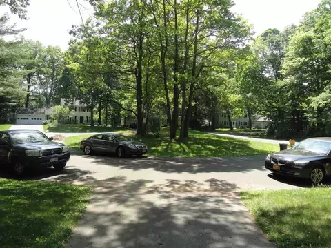 22 Tamarack Dr, Delmar, NY 12054 photo 25