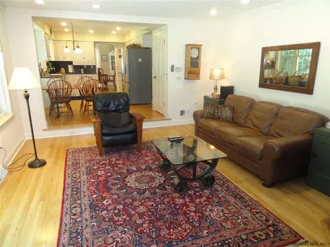 22 Tamarack Dr, Delmar, NY 12054 photo 6
