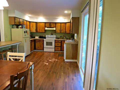2528 County Route 18, Hampton, NY 12837 photo 11