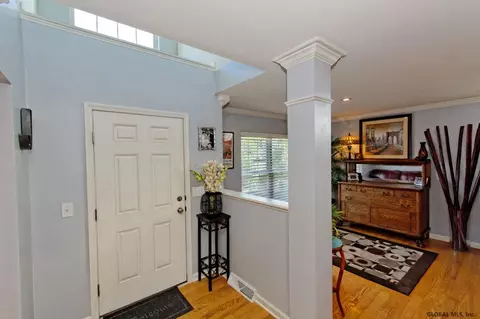 37 Sandy Ln, Selkirk, NY 12158 photo 5