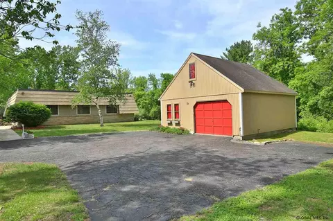 199 Blessing Rd, Slingerlands, NY 12159 photo 4