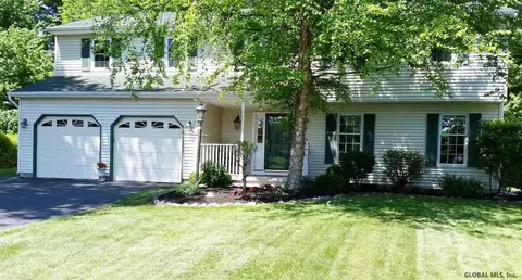 57 Bobwhite Dr, Glenmont, NY 12077 photo 1