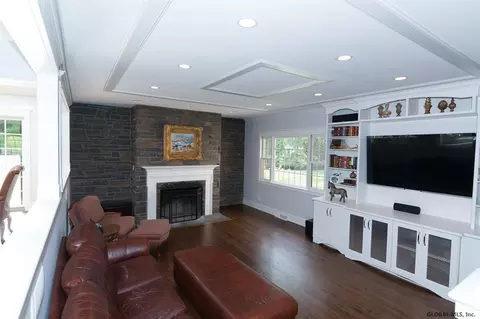 203 Murray Ave, Delmar, NY 12054 photo 9