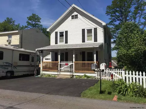 3 Clement Ave, Schenectady, NY 12304 photo 1