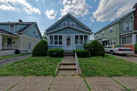 1135 Phoenix Ave, Schenectady, NY 12308 photo 1