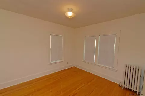 1135 Phoenix Ave, Schenectady, NY 12308 photo 14