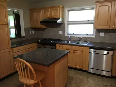70 Darroch Rd, Delmar, NY 12054 photo 9