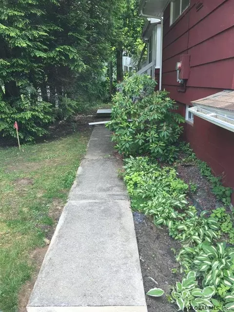 70 Darroch Rd, Delmar, NY 12054 photo 5